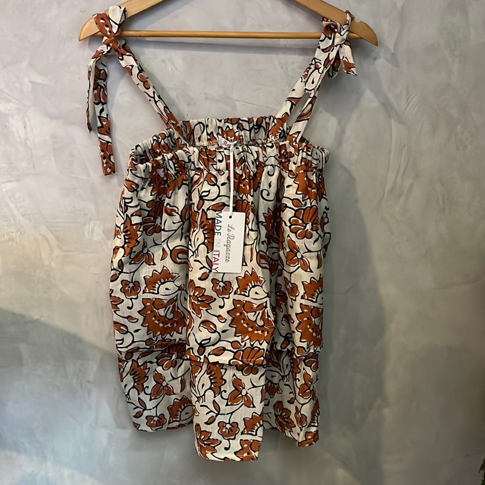 NWT Le Ragazze made in Italy 100% linen top, Tiered Floral Print Cottagecore